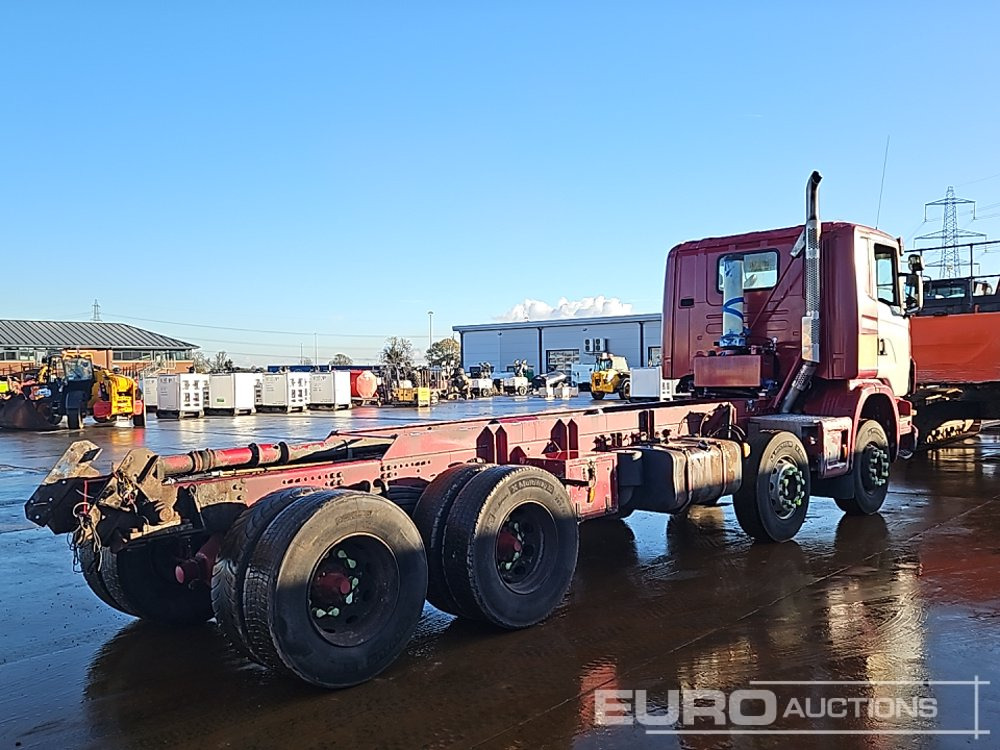 2011 Scania G440 - Kamion sa golom šasijom i zatvorenom kabinom: slika 5 2011 Scania G440 - Kamion sa golom šasijom i zatvorenom kabinom: slika 5