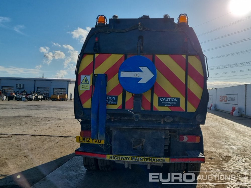 2012 DAF LF55.220 - Autočistilica: slika 4 2012 DAF LF55.220 - Autočistilica: slika 4