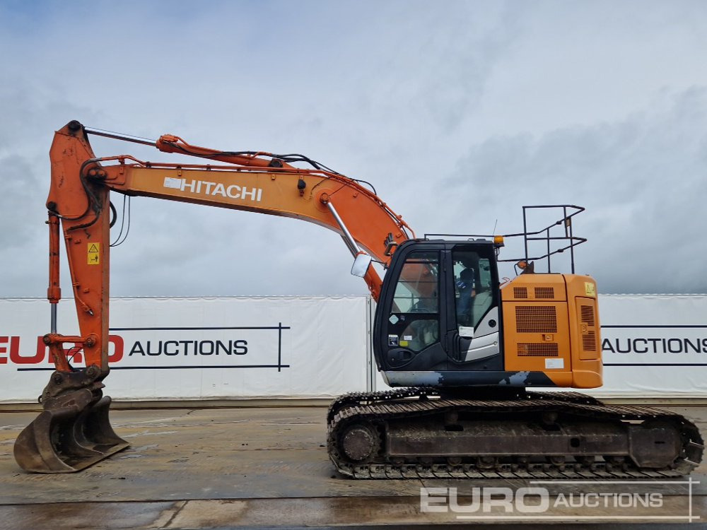 2013 Hitachi ZX225USLC-5B - Bager guseničar: slika 2 2013 Hitachi ZX225USLC-5B - Bager guseničar: slika 2
