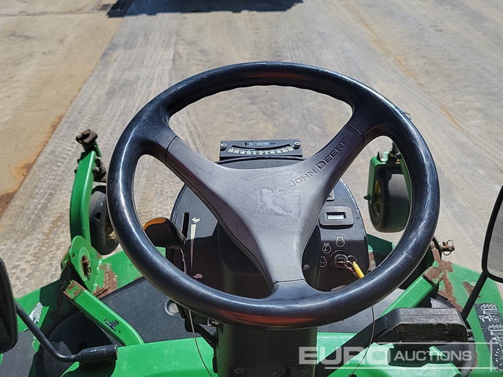 Baštenska kosačica 2013 John Deere 1445: slika 25