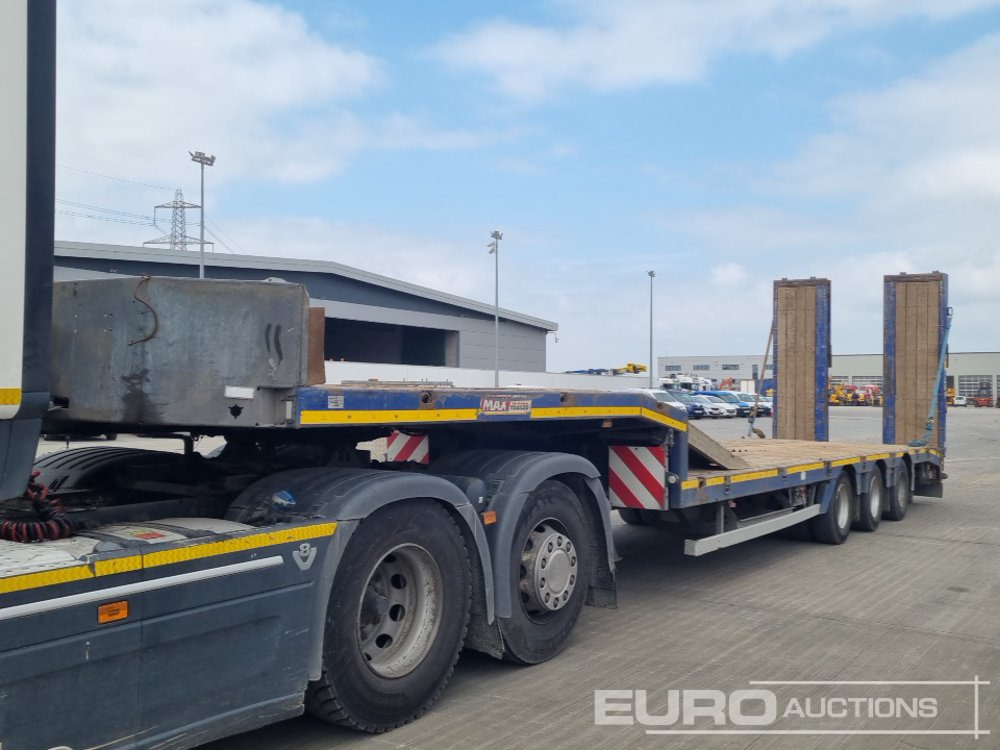 2014 Faymonville Tri Axle Step Frame Low Load Trailer, Neck Ramps, Hydraulic Flip Toe Ramps (Plating Certificate Available) - Niska poluprikolica za prevoz: slika 1 2014 Faymonville Tri Axle Step Frame Low Load Trailer, Neck Ramps, Hydraulic Flip Toe Ramps (Plating Certificate Available) - Niska poluprikolica za prevoz: slika 1
