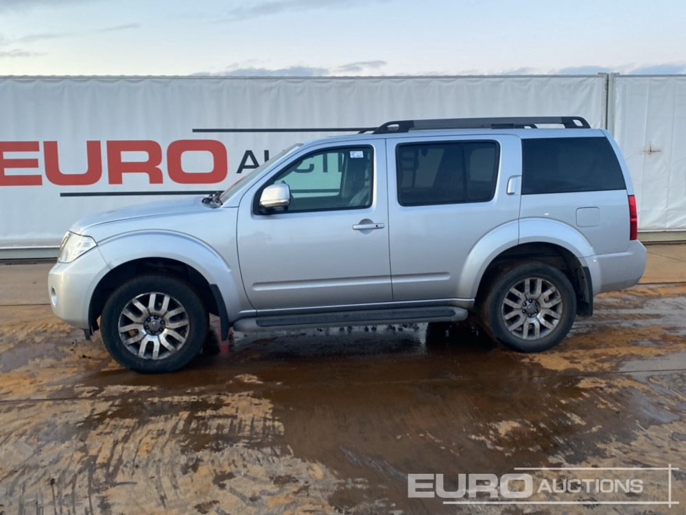 2014 Nissan Pathfinder - SUVSUV: slika 2 2014 Nissan Pathfinder - SUVSUV: slika 2