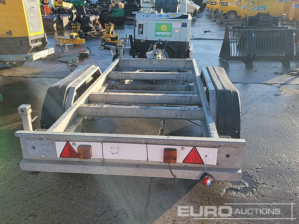 2015 Knott avonride 3.5 TON - Prikolica za prevoz radnih mašina: slika 4 2015 Knott avonride 3.5 TON - Prikolica za prevoz radnih mašina: slika 4