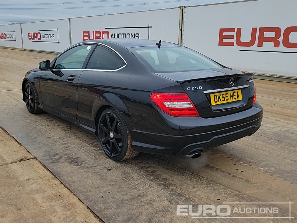 2015 Mercedes C250 AMG - Automobil: slika 3 2015 Mercedes C250 AMG - Automobil: slika 3