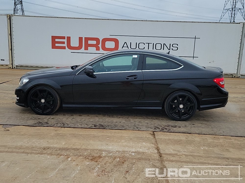 2015 Mercedes C250 AMG - Automobil: slika 2 2015 Mercedes C250 AMG - Automobil: slika 2