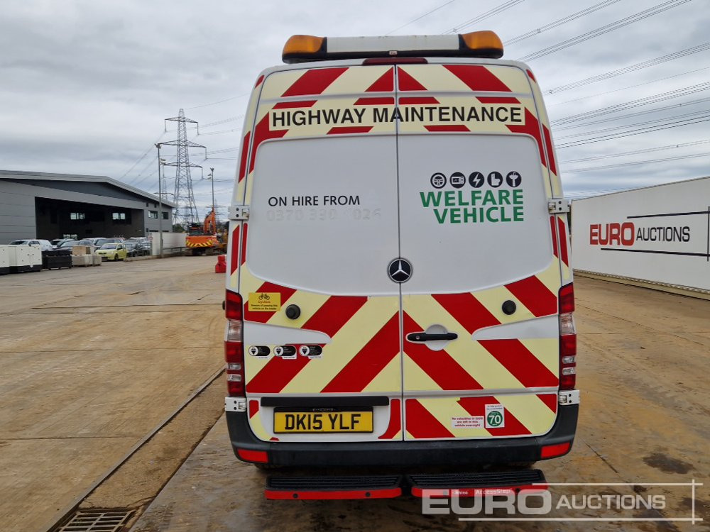 2015 Mercedes Sprinter - Dostavno vozilo sa duplom kabinom, Furgon: slika 4 2015 Mercedes Sprinter - Dostavno vozilo sa duplom kabinom, Furgon: slika 4