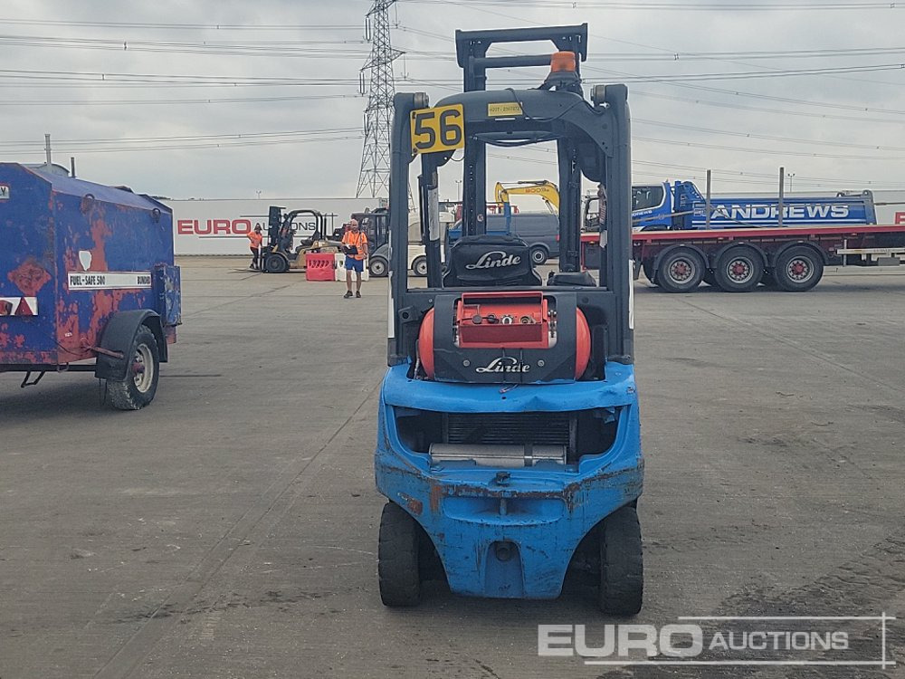 2016 Linde H20T-01 - Gasni viljuškar: slika 4 2016 Linde H20T-01 - Gasni viljuškar: slika 4