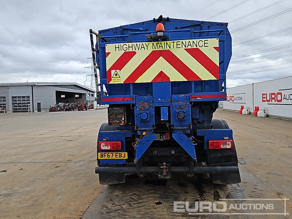 2017 DAF CF320 - Prskalica bitu-emulzije: slika 4 2017 DAF CF320 - Prskalica bitu-emulzije: slika 4