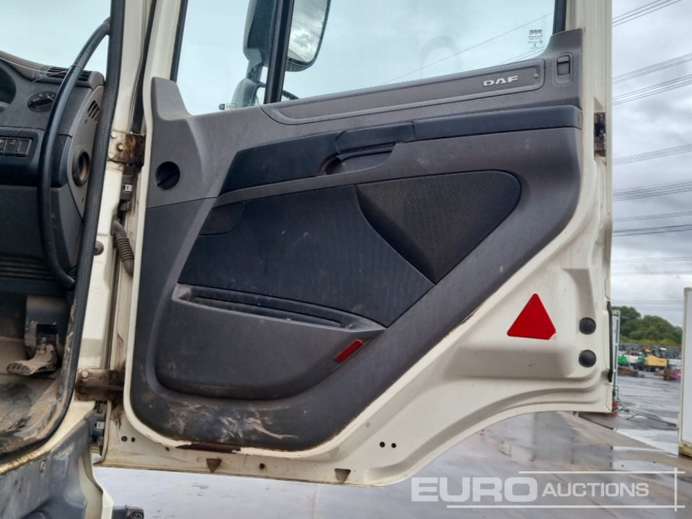 Istovarivač, Kamion sa dizalicom 2017 DAF CF440: slika 47