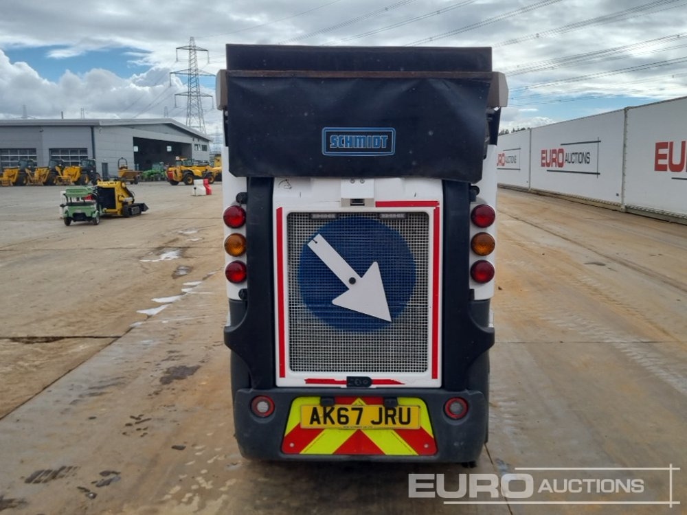 2017 Schmidt 4x2 Road Sweeper, Reverse Camera, A/C - Autočistilica: slika 4 2017 Schmidt 4x2 Road Sweeper, Reverse Camera, A/C - Autočistilica: slika 4