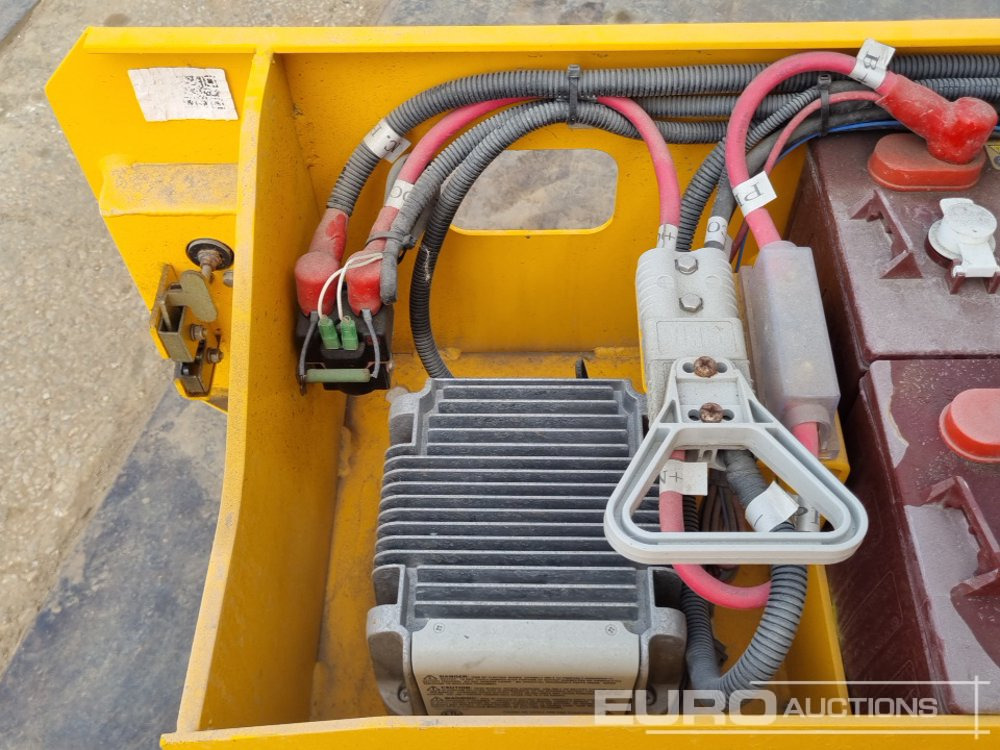 Vazdušna platforma 2018 JCB S2646E: slika 28