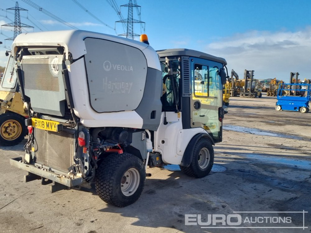 2018 Karcher Articulated Sweeper, Reverse Camera, A/C (Non Runner) - Autočistilica: slika 5 2018 Karcher Articulated Sweeper, Reverse Camera, A/C (Non Runner) - Autočistilica: slika 5