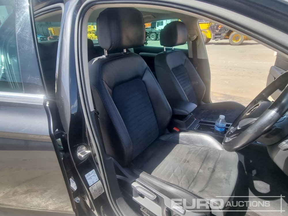 Automobil 2018 Volkswagen Passat: slika 22