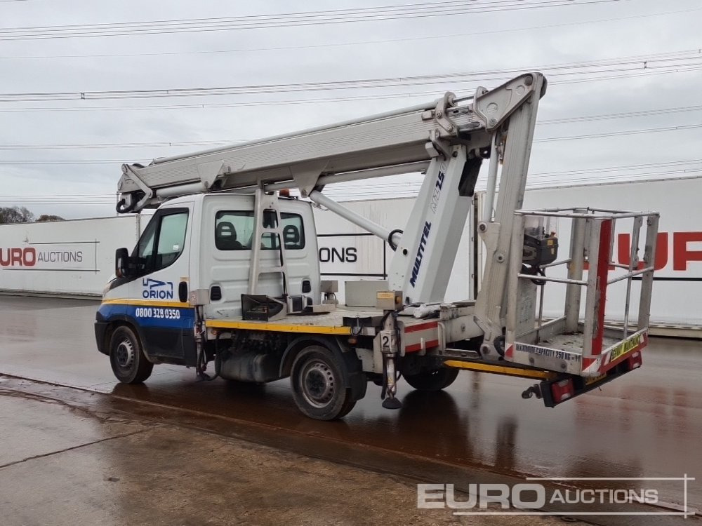 2019 Iveco 6 Speed Access Platform Van, Stabilsers, Multitel MZ250 Articulated Telescopic Boomlift, (Damaged Boom) (Reg. Docs. Available) - Putnički kombi: slika 3 2019 Iveco 6 Speed Access Platform Van, Stabilsers, Multitel MZ250 Articulated Telescopic Boomlift, (Damaged Boom) (Reg. Docs. Available) - Putnički kombi: slika 3