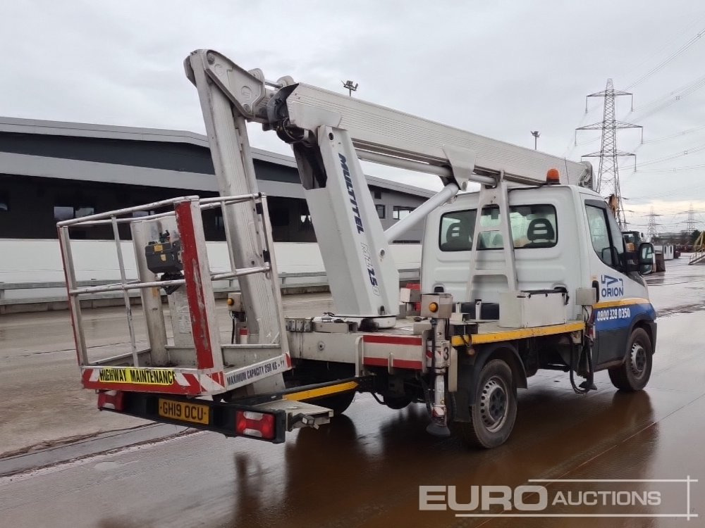 2019 Iveco 6 Speed Access Platform Van, Stabilsers, Multitel MZ250 Articulated Telescopic Boomlift, (Damaged Boom) (Reg. Docs. Available) - Putnički kombi: slika 5 2019 Iveco 6 Speed Access Platform Van, Stabilsers, Multitel MZ250 Articulated Telescopic Boomlift, (Damaged Boom) (Reg. Docs. Available) - Putnički kombi: slika 5