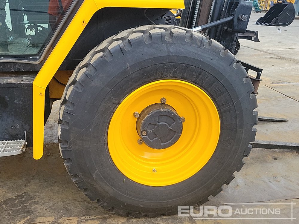 Terenski viljuškar 2019 JCB 930-4: slika 12