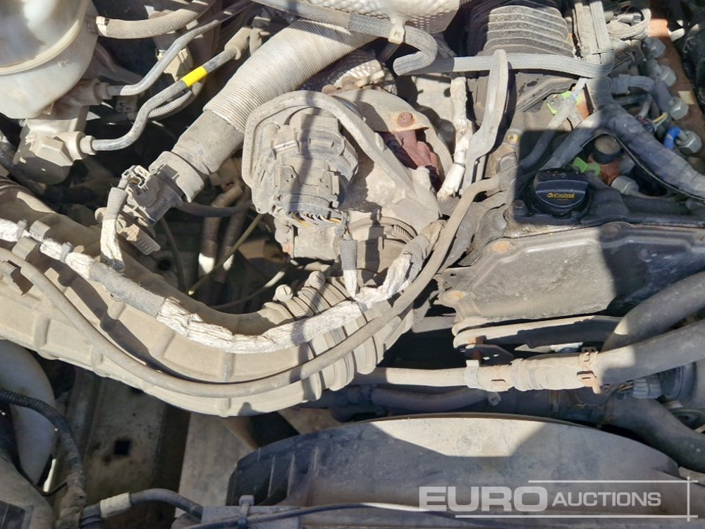 Dostavno vozilo sa otvorenom sandukom 2020 Ford Transit 350: slika 15