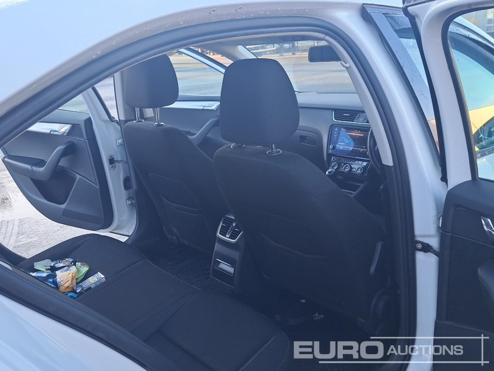 Automobil 2020 Skoda Octavia: slika 22 Automobil 2020 Skoda Octavia: slika 22