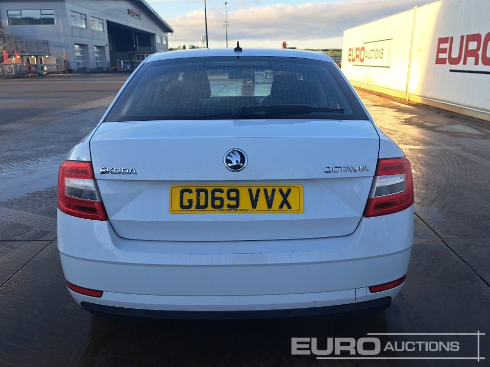 2020 Skoda Octavia - Automobil: slika 4 2020 Skoda Octavia - Automobil: slika 4