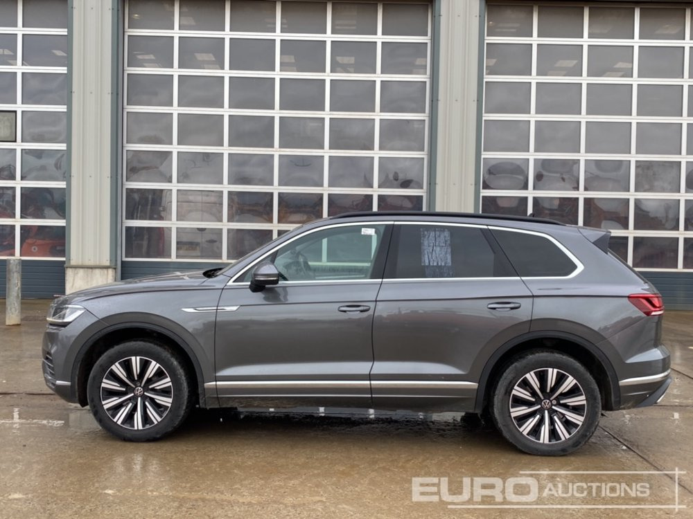 2020 Volkswagen Touareg - SUVSUV: slika 2 2020 Volkswagen Touareg - SUVSUV: slika 2