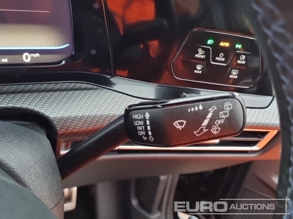 Automobil 2021 Volkswagen Golf R: slika 41