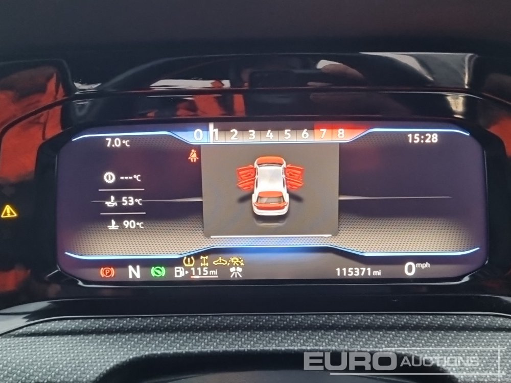 Automobil 2021 Volkswagen Golf R: slika 43