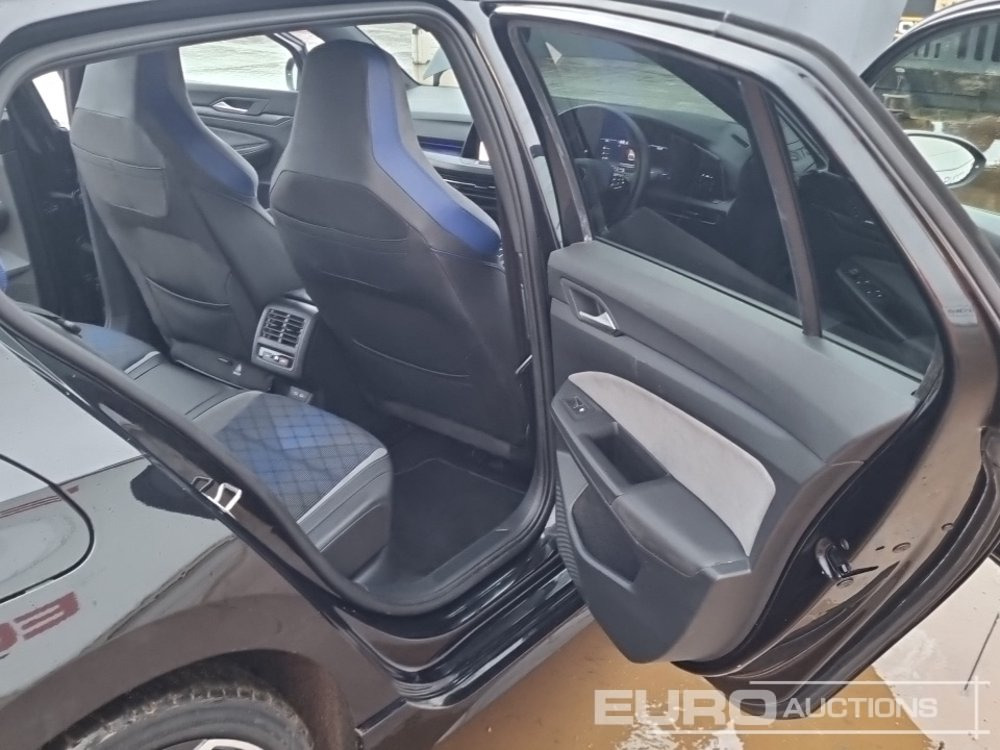 Automobil 2021 Volkswagen Golf R: slika 25