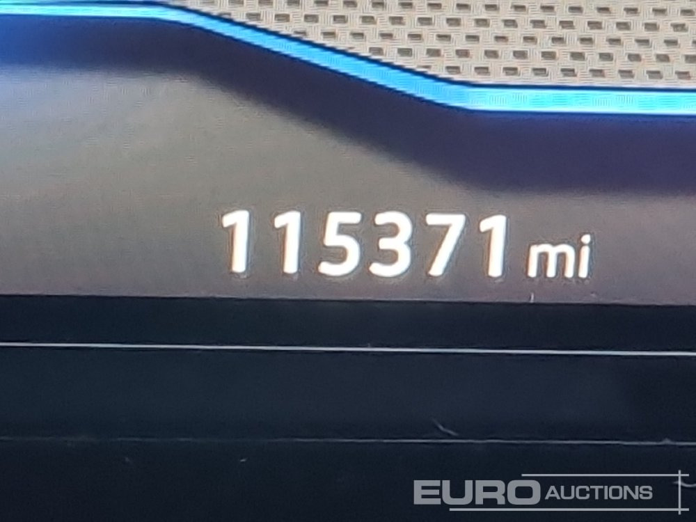 Automobil 2021 Volkswagen Golf R: slika 44