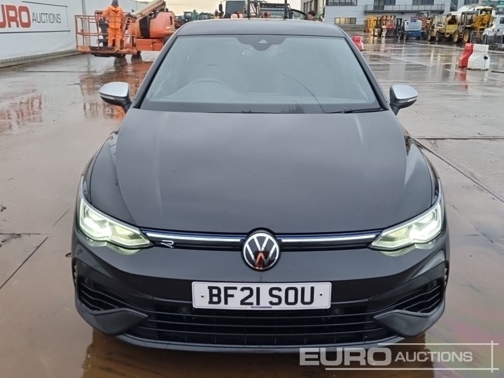 Automobil 2021 Volkswagen Golf R: slika 8