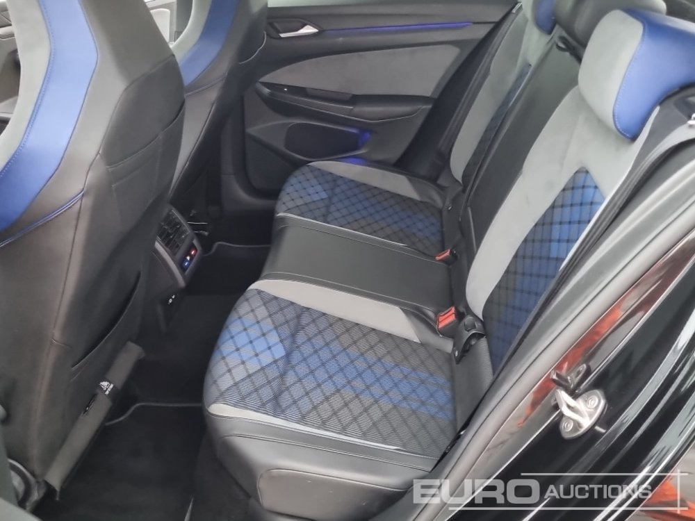 Automobil 2021 Volkswagen Golf R: slika 24