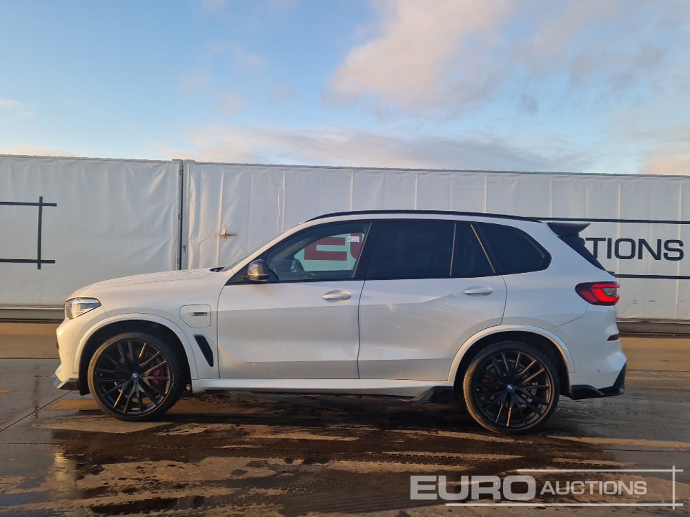 2022 BMW X5 45E M-Sport - SUVSUV: slika 2 2022 BMW X5 45E M-Sport - SUVSUV: slika 2