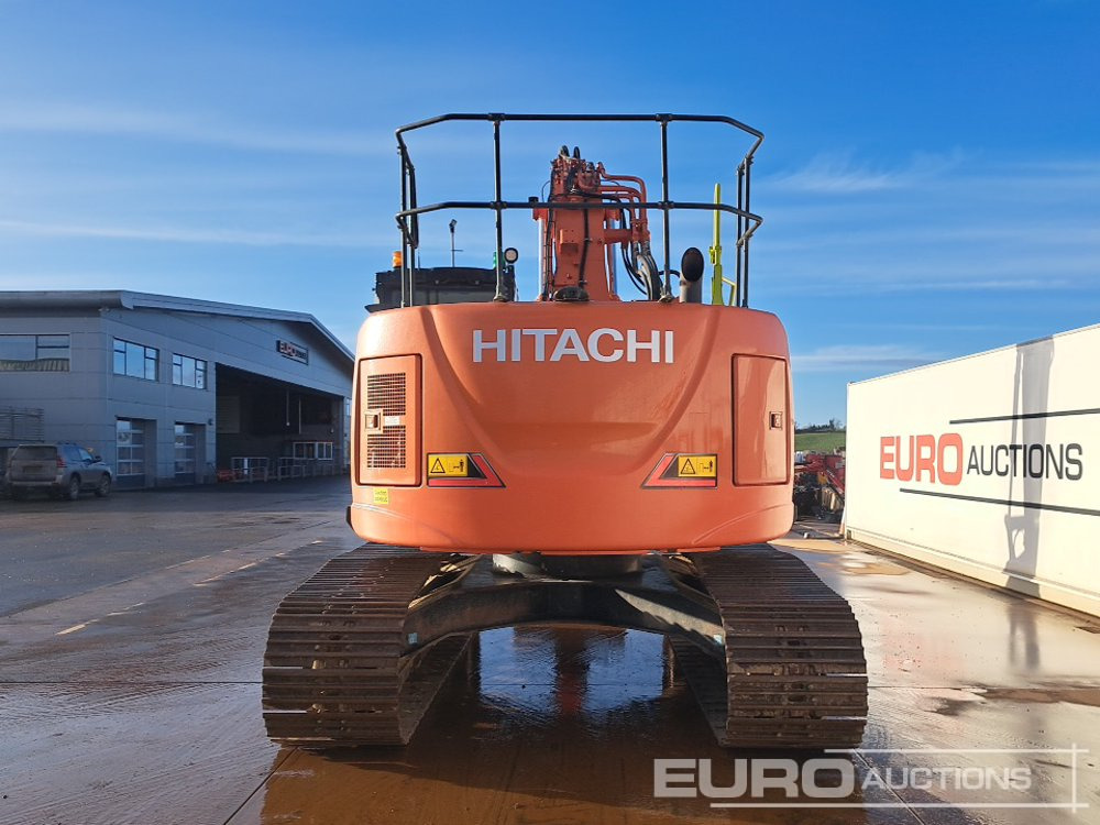 2022 Hitachi ZX225USLC-7 - Bager guseničar: slika 4 2022 Hitachi ZX225USLC-7 - Bager guseničar: slika 4