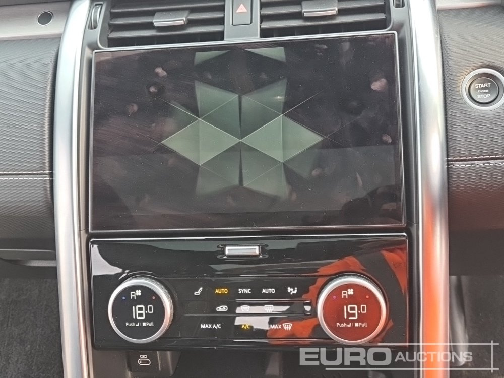 SUVSUV 2022 Land Rover Discovery: slika 33