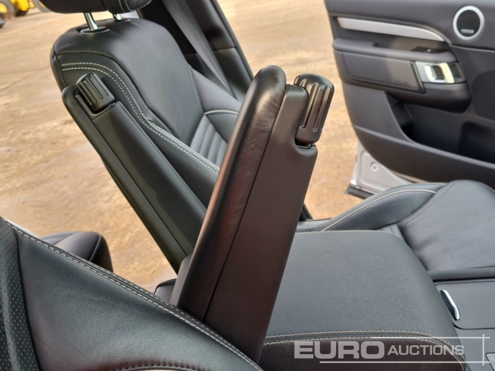 SUVSUV 2022 Land Rover Discovery: slika 38