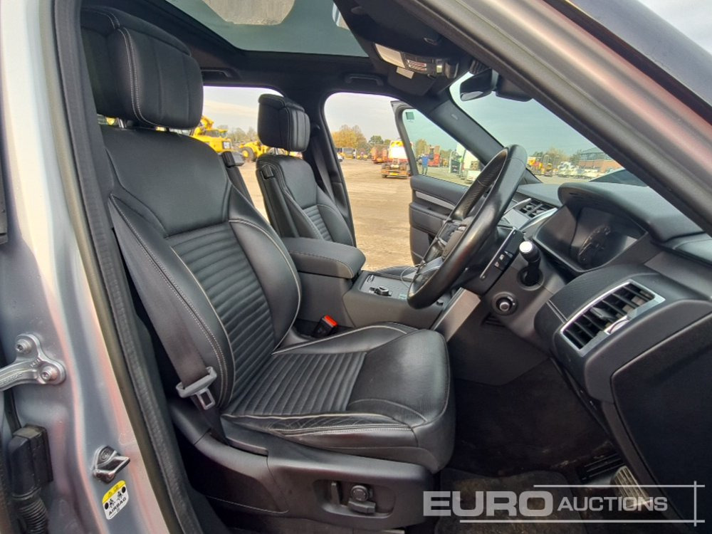 SUVSUV 2022 Land Rover Discovery: slika 30