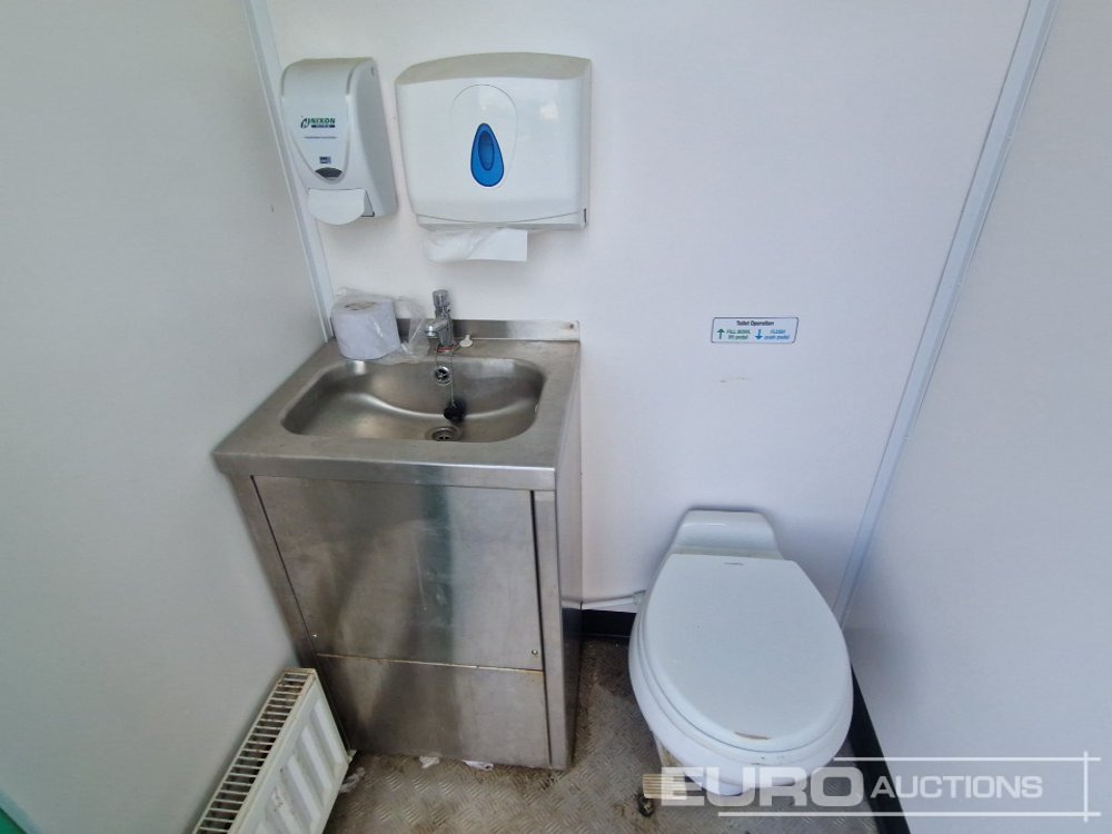 Brodski kontejner 22' x 9' Welfare Unit, Drying Room, W/C, 6kVA Stephill Generator (Cannot Be Reconsigned): slika 18
