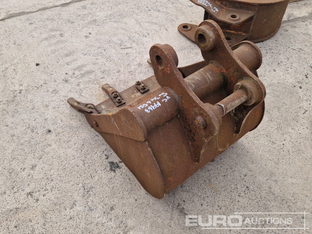 24" Digging Bucket 45mm Pin to suit 4-6 Ton Excavator - Kašika: slika 2 24" Digging Bucket 45mm Pin to suit 4-6 Ton Excavator - Kašika: slika 2