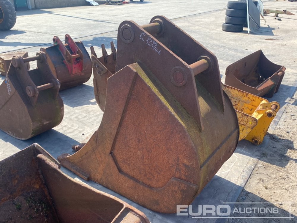 30" Digging Bucket 80mm Pin to suit 20 Ton Excavator - Kašika: slika 3 30" Digging Bucket 80mm Pin to suit 20 Ton Excavator - Kašika: slika 3