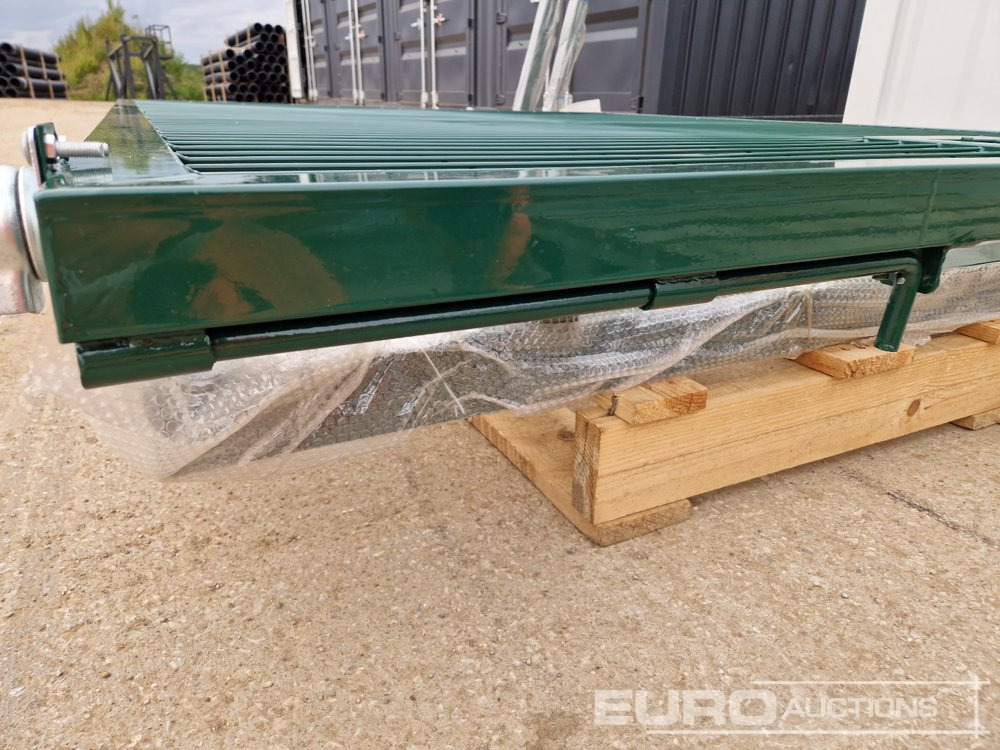 Građevinska oprema 3m x 2.3m Heavy Duty Galvanized Powder Coated Gate (2 of), 100mm x 100mm Post (2 of), Assembly Kit (Green): slika 7