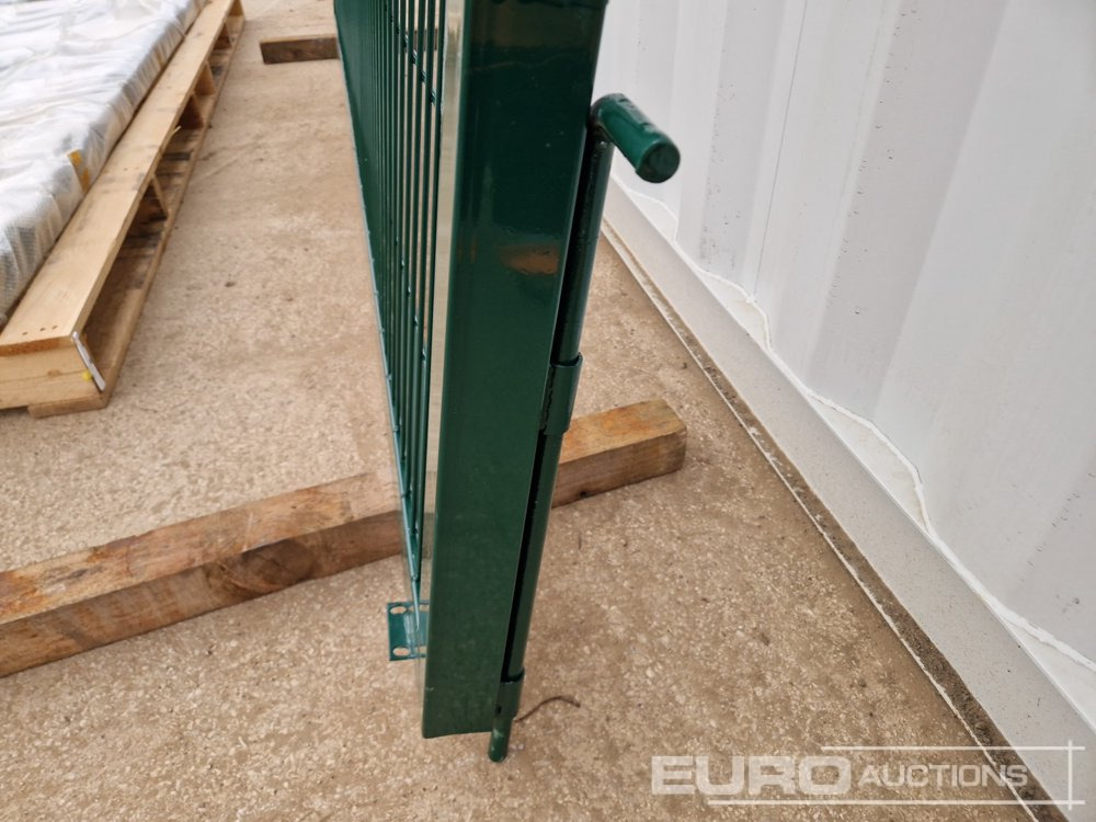 Građevinska oprema 3m x 2.3m Heavy Duty Galvanized Powder Coated Gate (2 of), 100mm x 100mm Post (2 of), Assembly Kit (Green): slika 15