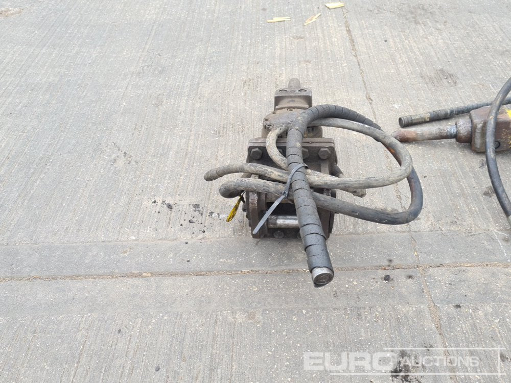 Atlas Copco Hydraulic Breaker 30mm Pin to suit Mini Excavator - Hidraulični čekić: slika 4 Atlas Copco Hydraulic Breaker 30mm Pin to suit Mini Excavator - Hidraulični čekić: slika 4