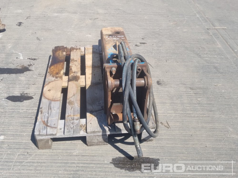 Atlas Copco XT300 - Hidraulični čekić: slika 4 Atlas Copco XT300 - Hidraulični čekić: slika 4