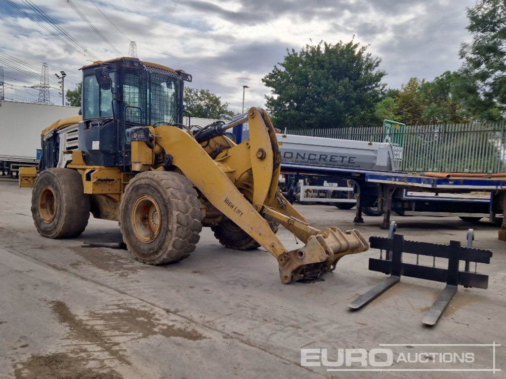 Utovarivač točkaš CAT 930M: slika 8
