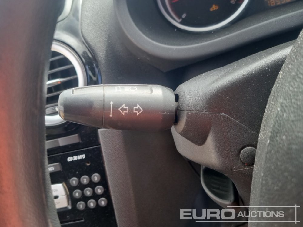 Dostavno vozilo 2015 Vauxhall Corsa: slika 25