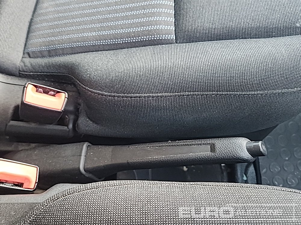 Dostavno vozilo 2016 Ford Transit: slika 19