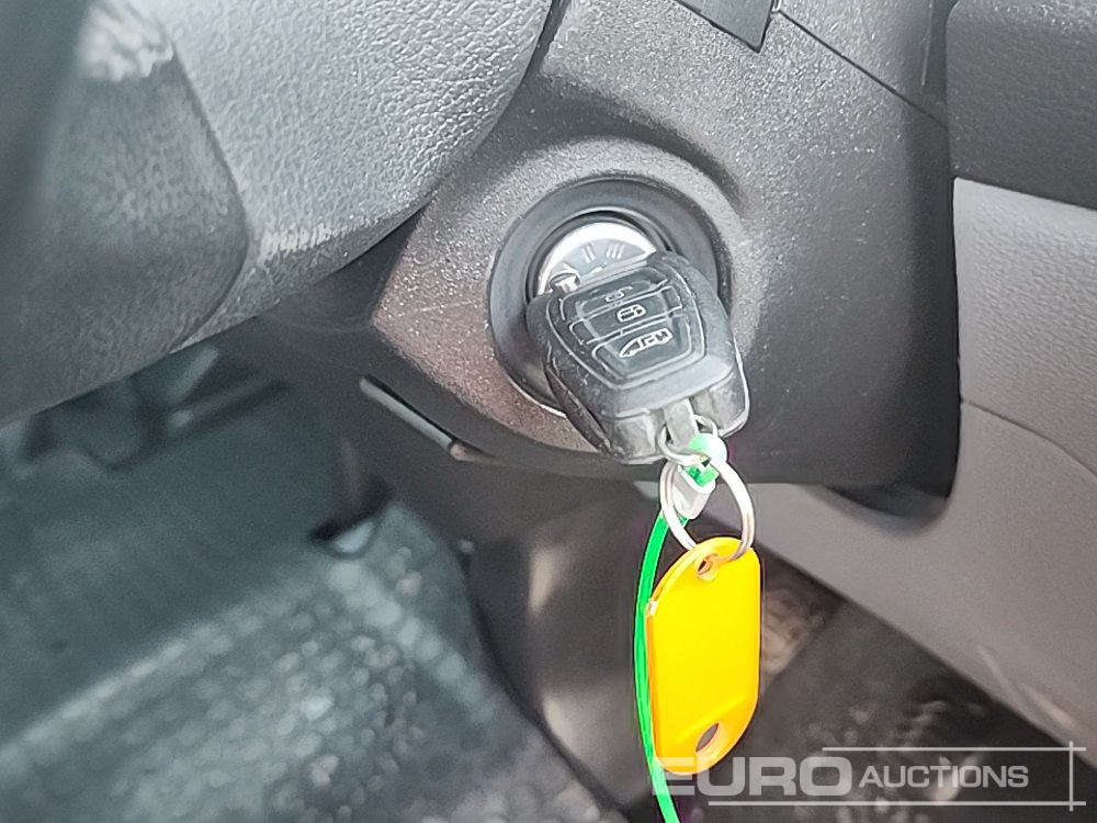 Dostavno vozilo 2016 Ford Transit: slika 30