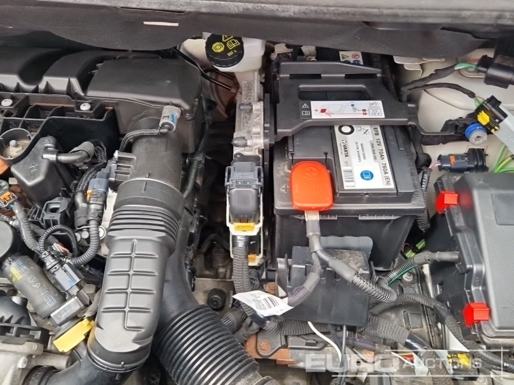 Dostavno vozilo 2020 Citroen Berlingo: slika 17