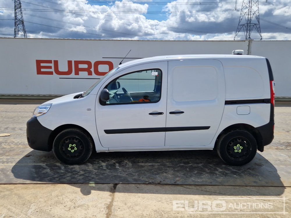2020 Nissan NV250 - Dostavno vozilo: slika 2 2020 Nissan NV250 - Dostavno vozilo: slika 2