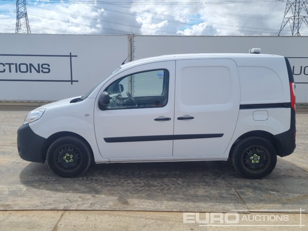 2020 Nissan NV250 - Dostavno vozilo: slika 2 2020 Nissan NV250 - Dostavno vozilo: slika 2
