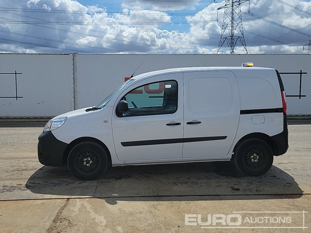2020 Nissan NV250 - Dostavno vozilo: slika 2 2020 Nissan NV250 - Dostavno vozilo: slika 2